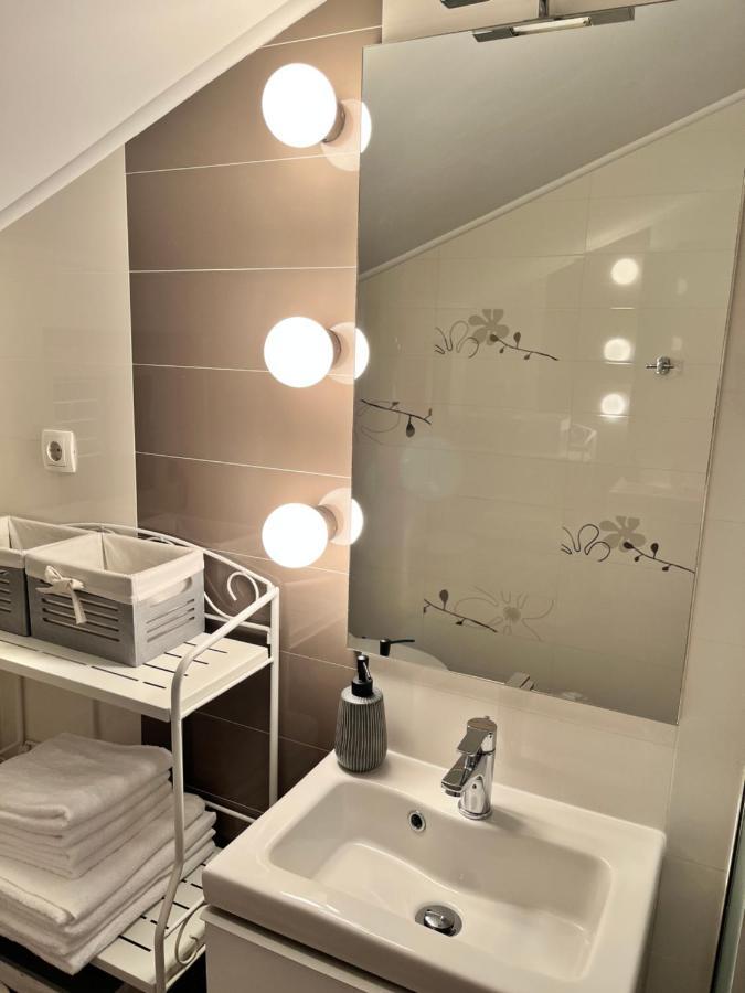 Sky - Beautiful Rooftop Apartment With Shared Pool سبليت المظهر الخارجي الصورة