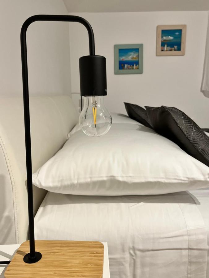 Sky - Beautiful Rooftop Apartment With Shared Pool سبليت المظهر الخارجي الصورة
