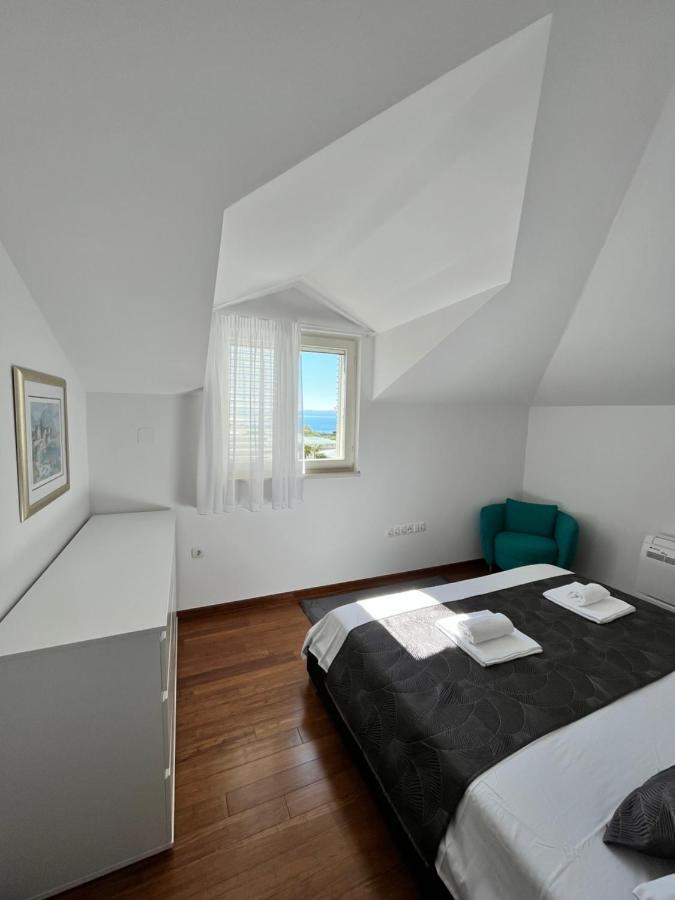 Sky - Beautiful Rooftop Apartment With Shared Pool سبليت المظهر الخارجي الصورة